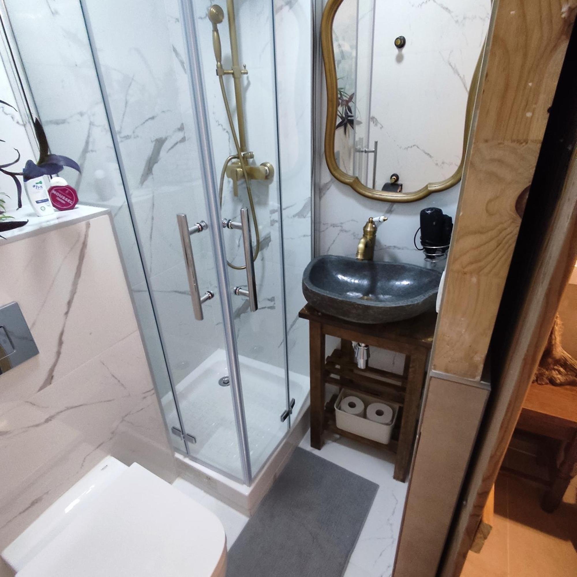 Studio Or Rooms With Private Bathroom Or Rooms With Shared Bathroom Барселона Екстер'єр фото